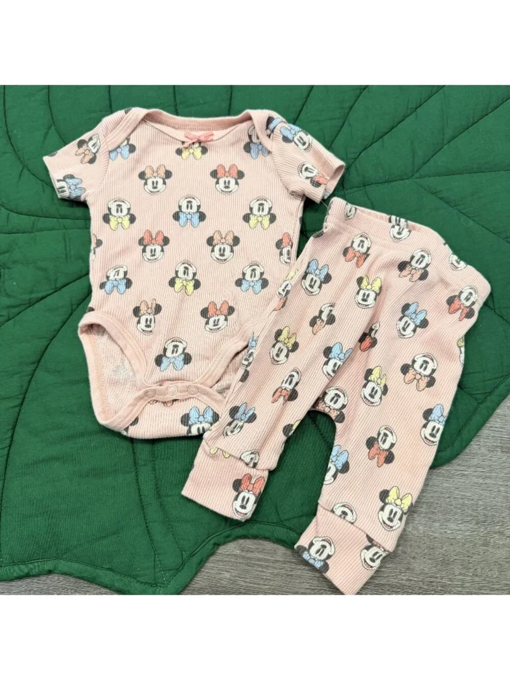 Disney Minnie Mouse 0-3M Pink Ribbed Outfit Set